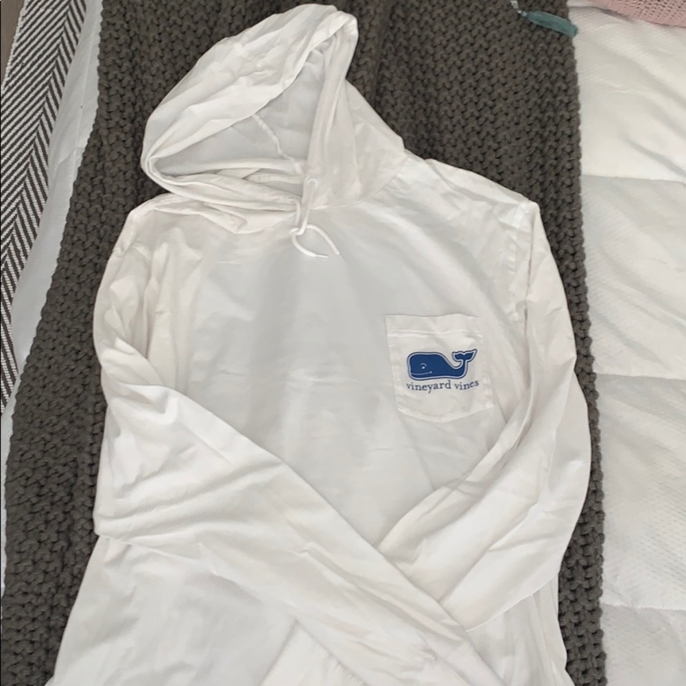Vineyard Vines hooded long sleeve